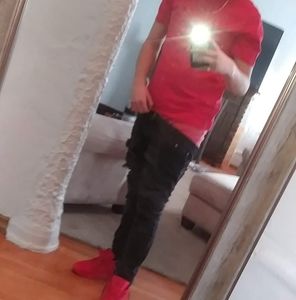 Meet your Posher, Davis